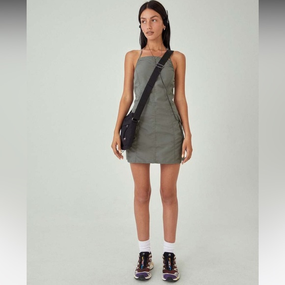 NWT Motel X Jacquie Schmidt bungee cord cargo pocket Mini halter tie neck dress - Picture 8 of 16